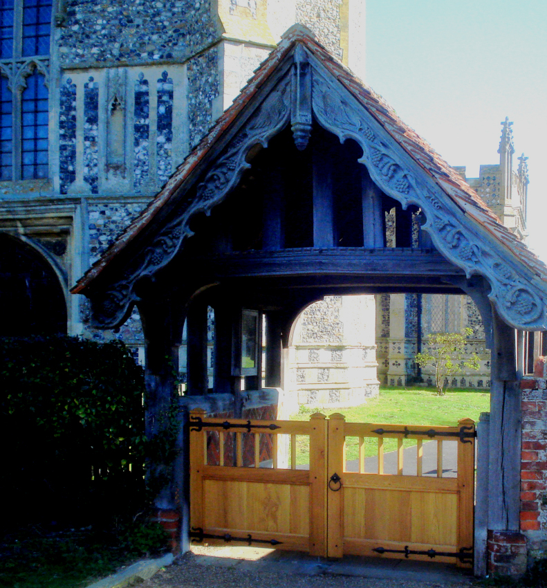Oak churchyard gates