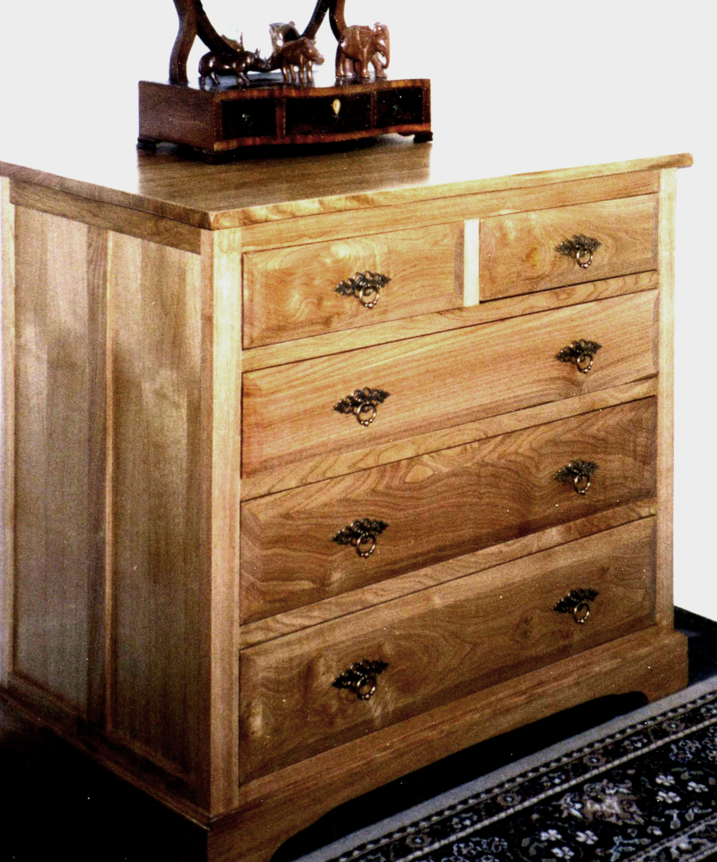 Chest of drawers